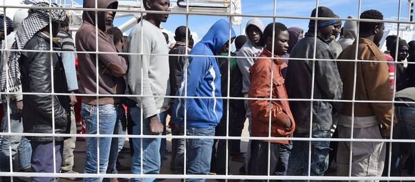 Messina limanındaki sığınmacılar (İtalya). Messina limanındaki sığınmacılar (İtalya). - Sputnik Türkiye