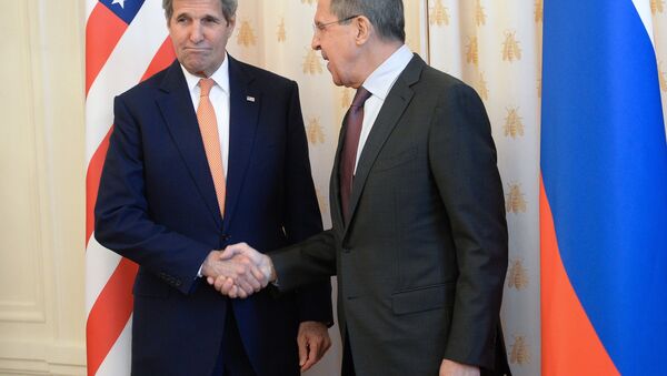 ABD Dışişleri Bakanı John Kerry ve Rus mevkidaşı Sergey Lavrov - Sputnik Türkiye