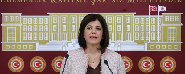 HDP Adana Milletvekili Meral Danış Beştaş - Sputnik Türkiye