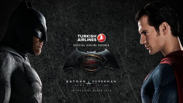 Cumhurbaşkanı Recep Tayyip Erdoğan'ın ABD'ye giderken THY Başkanı İlker Aycı'yı ‘Batman v Superman Adaletin Şafağı' filmine sponsor oldukları için azarladığı ortaya çıktı. - Sputnik Türkiye