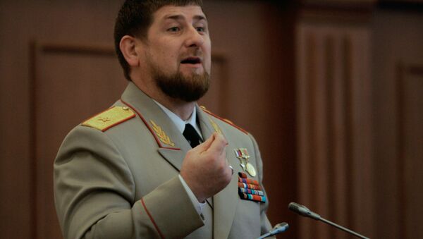 Заседание парламента Чечни, посвященное нападению боевиков - Sputnik Türkiye