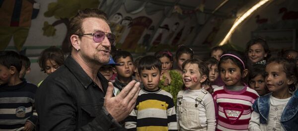 U2 grubunun solisti Bono - Sputnik Türkiye