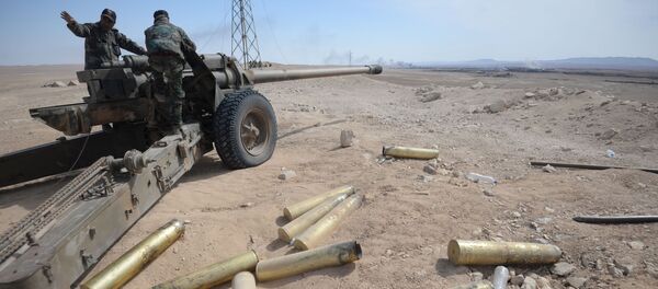 Suriye ordusu Karyateyn’i IŞİD’den aldı Suriye ordusu Karyateyn’i IŞİD’den aldı - Sputnik Türkiye