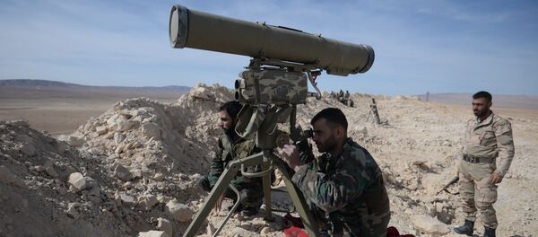 Suriye ordusu  Karyateyn’i IŞİD’den aldı - Sputnik Türkiye
