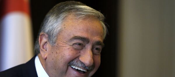 Mustafa Akıncı - Sputnik Türkiye