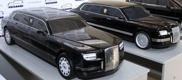 Putin'in Rus yapımı yeni limuzini - Sputnik Türkiye