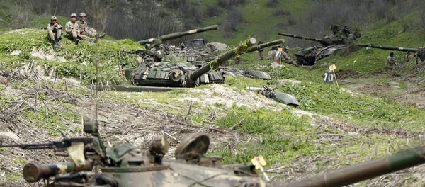 Karabağ'da çatışmalar - Sputnik Türkiye
