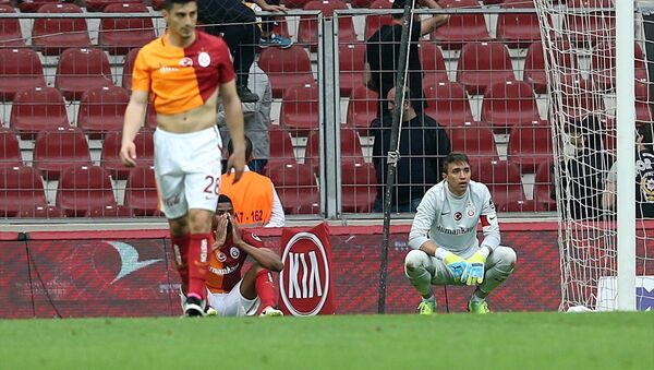 Galatasaray, Çaykur Rizespor karşısında 1 puana razı oldu - Sputnik Türkiye