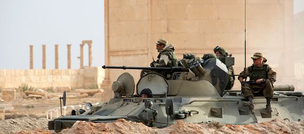 Rus uzmanlar Palmira'yı mayınlardan temizliyor - Sputnik Türkiye