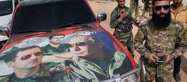 Hama yakınlarındaki Rus ve Suriye askerleri - Sputnik Türkiye