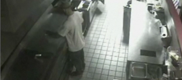 Washington polisi, bir hamburger restoranına girerek kendine cheeseburger pişiren adamı arıyor - Sputnik Türkiye