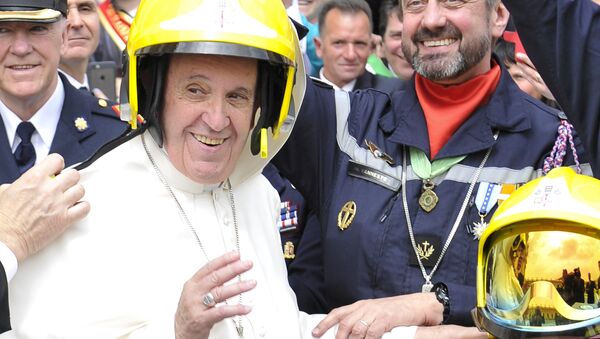 Katoliklerin ruhani lideri Papa Francis - Sputnik Türkiye