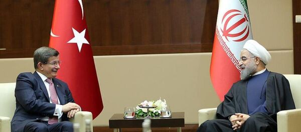 Ahmet Davutoğlu - Hasan Ruhani Ahmet Davutoğlu - Hasan Ruhani - Sputnik Türkiye