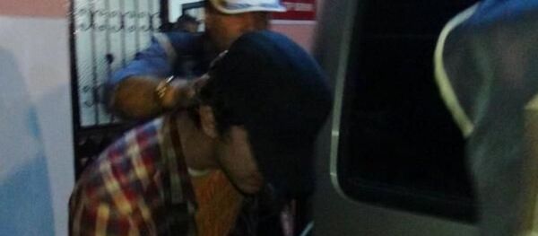 İncirlik'te ABD askerinin başına çuval geçirmeye çalışanlar serbest kaldı. İncirlik'te ABD askerinin başına çuval geçirmeye çalışanlar serbest kaldı. - Sputnik Türkiye