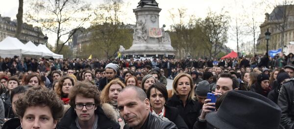 Yannis Varufakis Fransız eylemcilere destek verdi - Sputnik Türkiye