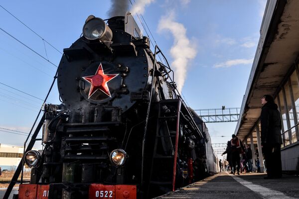 Novgorod'da turistik vintage tren - Sputnik Türkiye