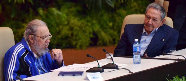 Küba Devrimi lideri Fidel Castro - Sputnik Türkiye
