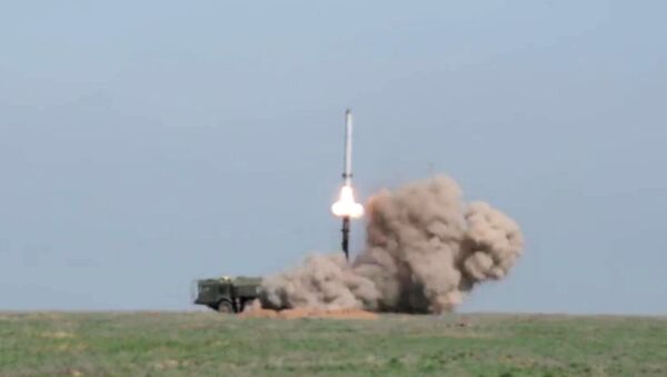 Rusya Savunma Bakanlığı, Astrahan bölgesinin Kapustin Yar poligonunda gerçekleşen İskender-M balistik füze denemesinin başarılı olduğunu açıkladı. - Sputnik Türkiye