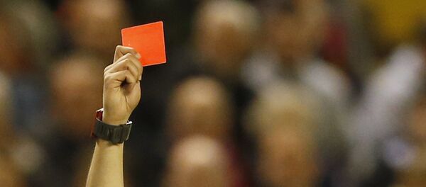 Kırmızı kart/futbol. - Sputnik Türkiye