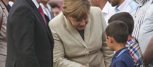 Almanya Başbakanı Angela Merkel ve Başbakan Ahmet Davutoğlu Gaziantep'te - Sputnik Türkiye
