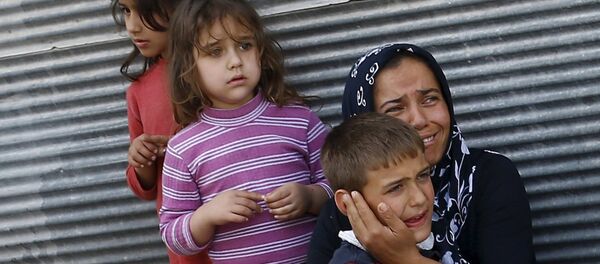 Kilis Valiliği yakınlarında bulunan bir cami, roketatar mermilerinin son hedefi oldu. - Sputnik Türkiye