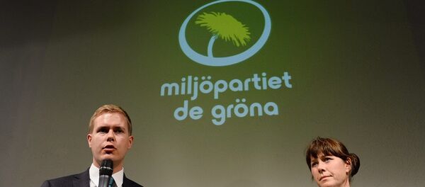 İsveç'te Yeşiller Partisi liderleri olan Başbakan Yardımcısı Åsa Romson and Eğitim Bakanı Gustav Fridolin İsveç'te Yeşiller Partisi liderleri olan Başbakan Yardımcısı Åsa Romson and Eğitim Bakanı Gustav Fridolin - Sputnik Türkiye