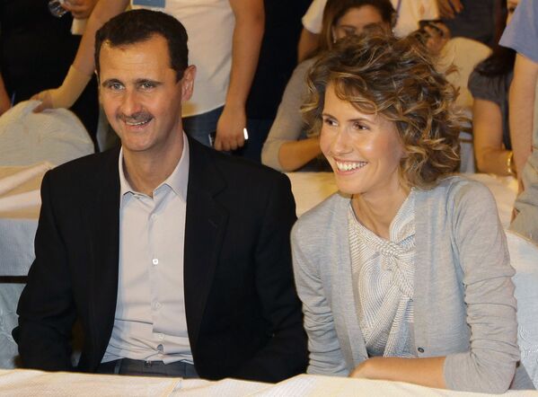 Suriye Devlet Başkanı Beşar Esad, eşi Esma ile - Sputnik Türkiye