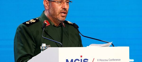 İran Savunma Bakanı Hüseyin Dehkan - Sputnik Türkiye