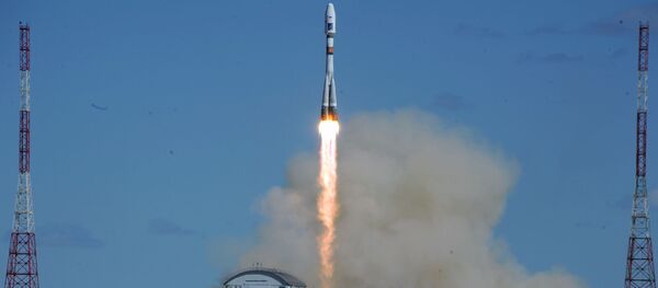 Rusya’nın uzak doğusunda inşa edilen yeni uzay üssü Vostoçnıy’dan ilk kez roket fırlatıldı. Soyuz-2.1a roketi 05:01’de uzaya gönderildi.  - Sputnik Türkiye