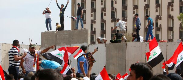 Irak'ta Sadr yanlıları Yeşil Bölge'de eylemde - Sputnik Türkiye