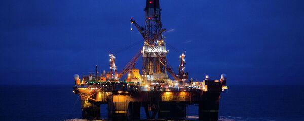 Uluslararası Enerji Ajansı’nın (IEA) açıklamasına göre, Rusya 2015 yılında dünyanın en çok petrol üreten ülkesi oldu. Rusya geçen yıl her gün toplam 10 milyon 590 bin varil petrol üretti ve dünyanın petrol ihtiyacının yüzde 14.5’ini karşıladı. - Sputnik Türkiye