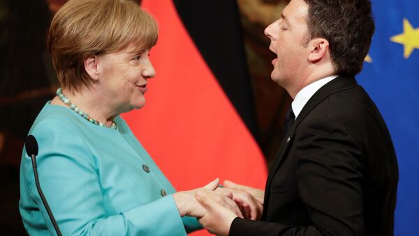 İtalya Başbakanı Matteo Renzi - Almanya Başbakanı Angela Merkel - Sputnik Türkiye