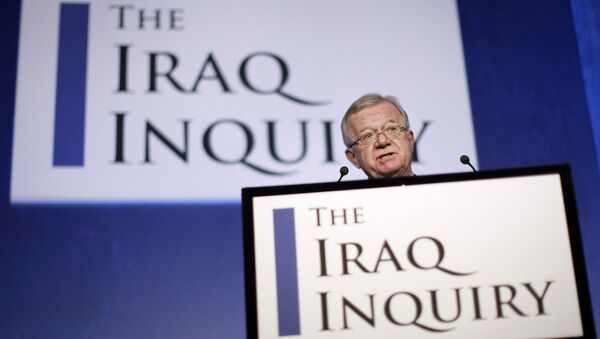 İngiltere’nin Irak savaşındaki rolünü ortaya koyan ‘Irak soruşturmasını' yürüten Sir John Chilcot - Sputnik Türkiye