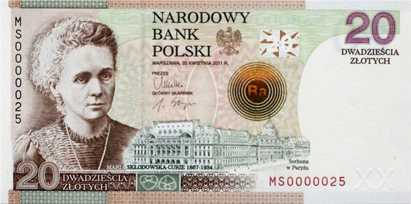 Avrupa ülkelerindeki banknotlarda euro kullanımına geçmeden önce, önemli kadınlar yer alıyordu. Polonya’daki 20 zlotı kullanan kişilere Polonya asıllı Nobel ödüllü kimyager Marie Curie’yi hatırlatıyor. - Sputnik Türkiye