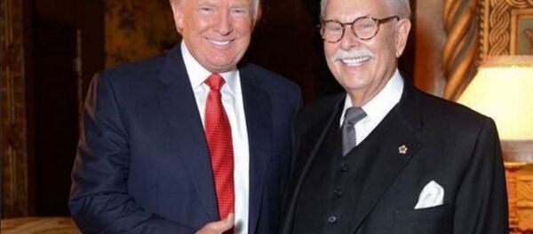 Donald Trump ve eski kahyası Anthony Senecal - Sputnik Türkiye