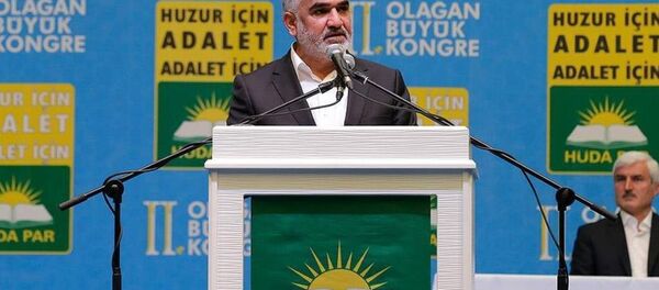 Hür Dava Partisi'nin (HÜDA PAR) 2. Olağan Büyük Kongresinde Zekeriya Yapıcıoğlu yeniden genel başkanlığa seçildi. - Sputnik Türkiye