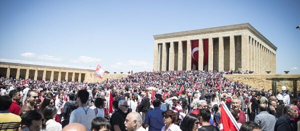 19 Mayıs Atatürk'ü Anma, Gençlik ve Spor Bayramı kutlamaları - Anıtkabir - Sputnik Türkiye