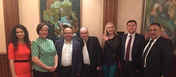 Türkiye Başkonsolosluğu’nda Rus öğrencilerin 19 Mayıs resim sergisi açıldı - Sputnik Türkiye