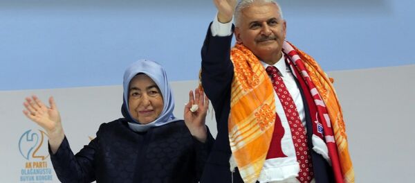 Binali Yıldırım - Semiha Yıldırım Binali Yıldırım - Semiha Yıldırım - Sputnik Türkiye