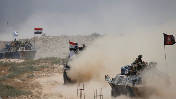 Irak güçleri IŞİD'in elindeki Felluce'yi almak için ilerliyor. - Sputnik Türkiye