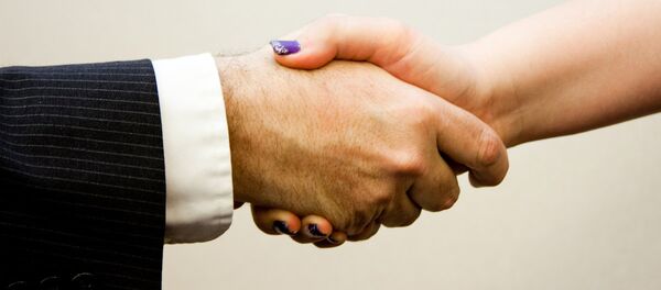 El sıkışmak. - Sputnik Türkiye