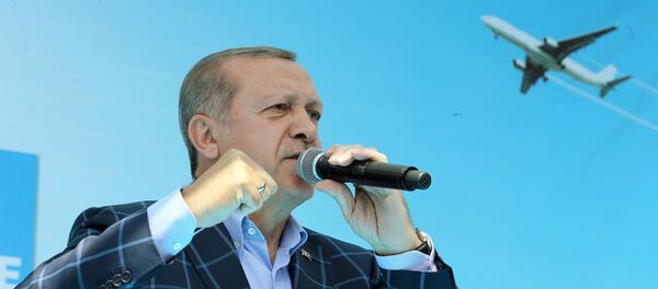 Cumhurbaşkanı Recep Tayyip Erdoğan, Diyarbakır'daki toplu açılış töreninde konuştu. Cumhurbaşkanı Recep Tayyip Erdoğan, Diyarbakır'daki toplu açılış töreninde konuştu. - Sputnik Türkiye