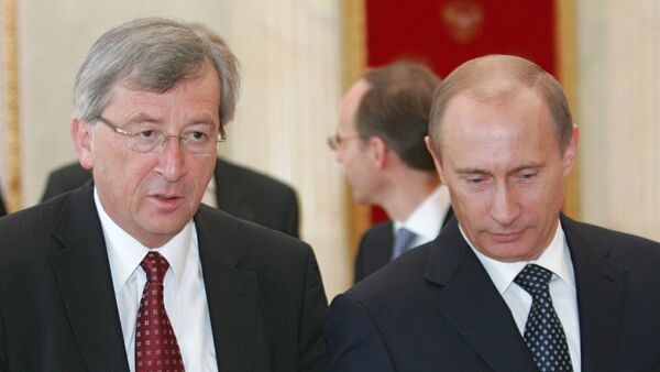 Russian President Vladimir Putin and Jean-Claude Juncker - Sputnik Türkiye