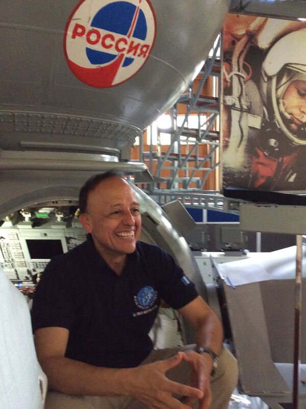 Guatemala vatandaşı 49 yaşındaki Vinicio Montoya de Leon Rusya’nın desteğiyle Orta Amerika’nın ilk astronotu olmaya hazırlanıyor. - Sputnik Türkiye