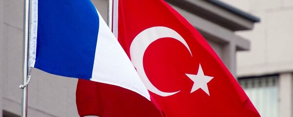 Fransa -  Türkiye - Bayrak - Sputnik Türkiye