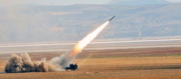 Fırtına obüsleri ve roketatar bataryalar - Sputnik Türkiye