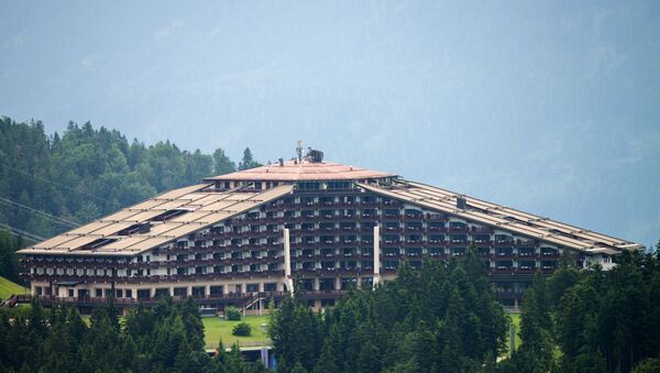 2015 yılındaki Bilderberg Konferansı'na evsahipliği yapan The Interalpen-Hotel Tirol - Sputnik Türkiye
