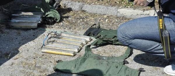 Mersin'in Tarsus ilçesinde, bilye ile güçlendirilmiş 2 canlı bomba yeleği bulundu. - Sputnik Türkiye