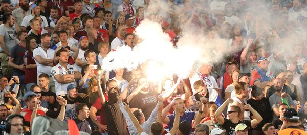 İngiltere-Rusya maçındaki Rus taraftarlar. - Sputnik Türkiye