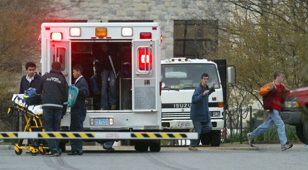 Blacksburg kentindeki Virginia Teknik Üniversitesi'nin kampüsünde 17 Nisan 2007’de 23 yaşındaki öğrenci Seung-Hui Cho tarafından düzenlenen saldırıda, 32 kişi hayatını kaybetti, 17 kişi yaralandı. Olayın faili daha sonra intihar etti. - Sputnik Türkiye